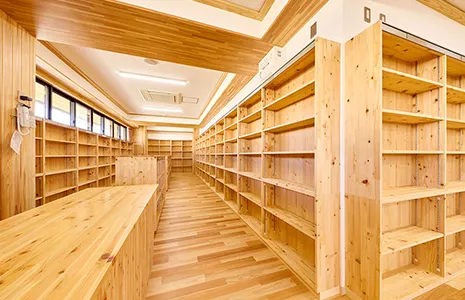 環境にやさしい木材でつくられた図書室