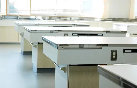 環境にやさしい学校家具